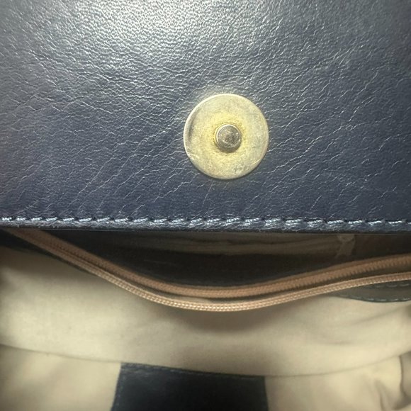 Isabella Rhea Italian Leather Chain Strap Satchel bag - Picture 12 of 15